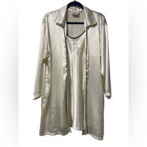 Vintage 90s SilkSatin Ivory Navy Slip and Robe Medium
